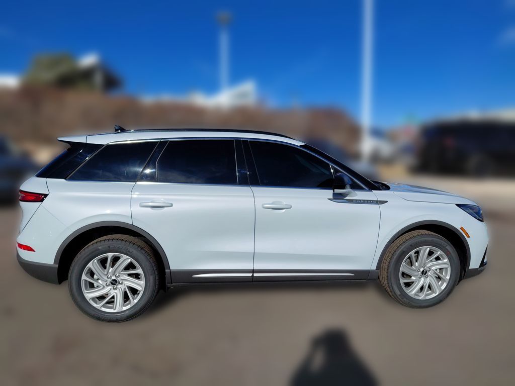 2026 Lincoln Corsair Premiere - Photo 9