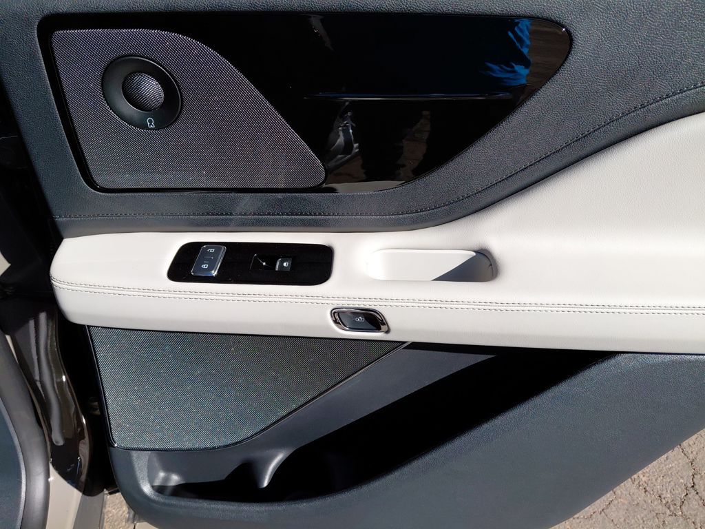 2026 Lincoln Aviator Reserve - Photo 24