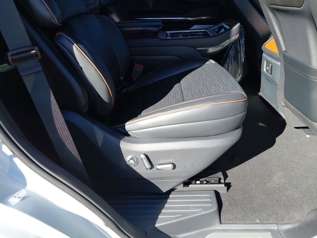 2025 Lincoln Navigator Black Label - Photo 26