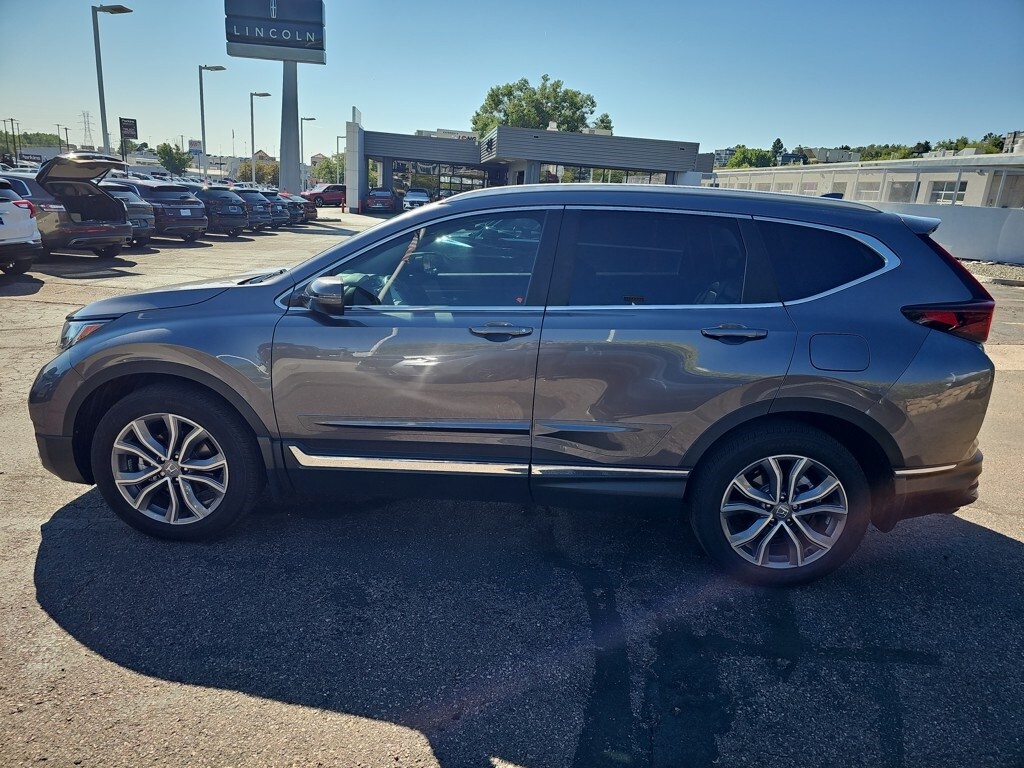 2022 Honda CR-V Touring photo 4