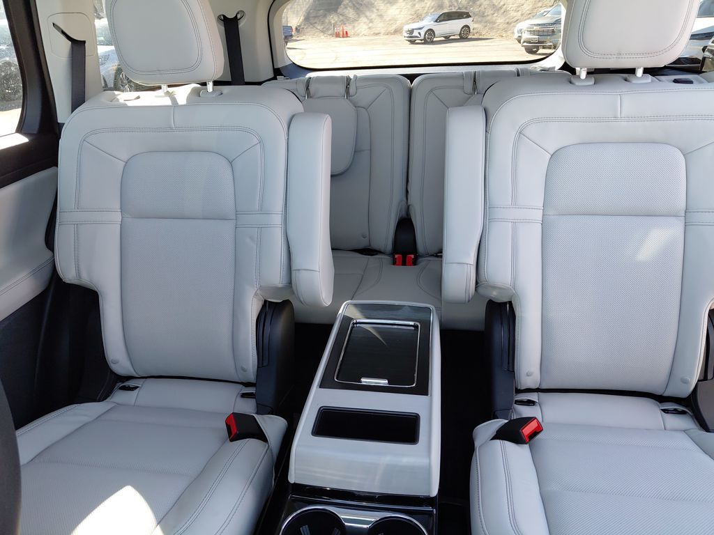 2026 Lincoln Aviator Reserve - Photo 14