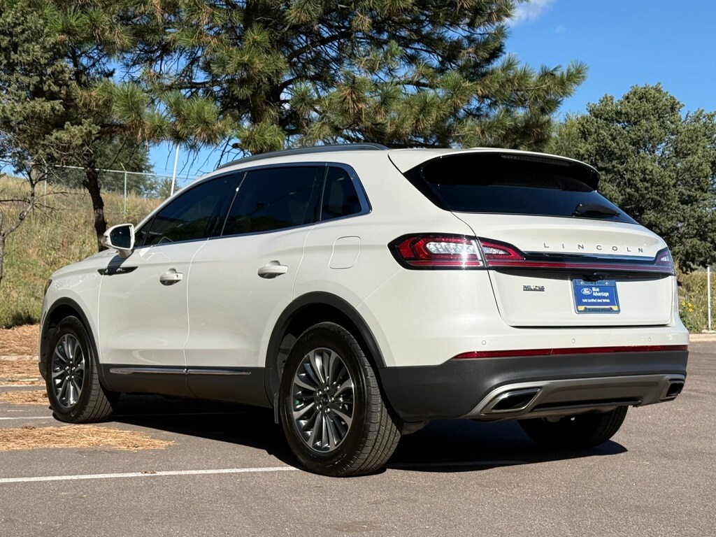 2023 Lincoln Nautilus Standard photo 3