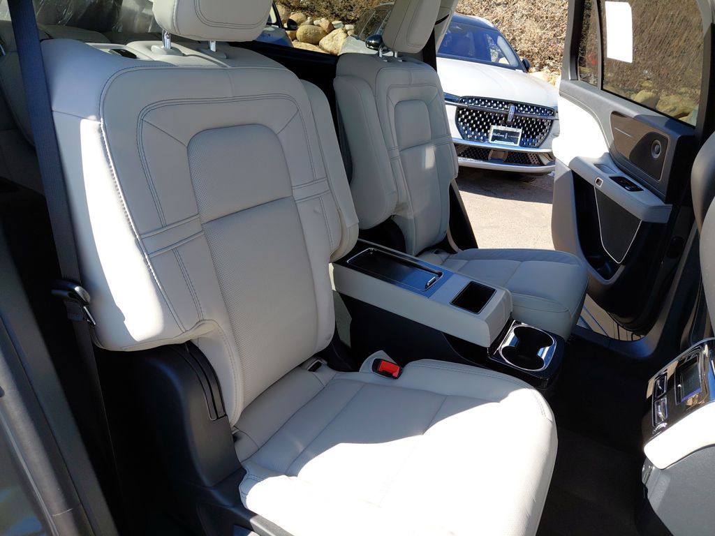 2026 Lincoln Aviator Reserve - Photo 25