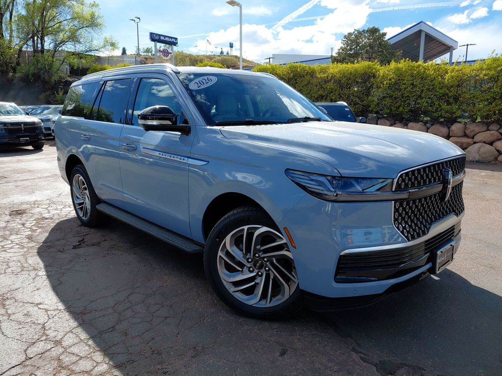 2026 Lincoln Navigator Premiere AWD's photo