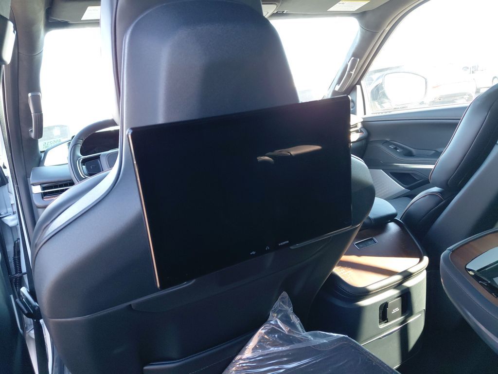 2025 Lincoln Navigator Black Label - Photo 23
