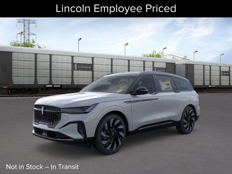 2026 Lincoln Nautilus Reserve AWD's photo