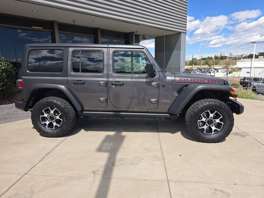 2021 Jeep Wrangler Unlimited Rubicon photo 2