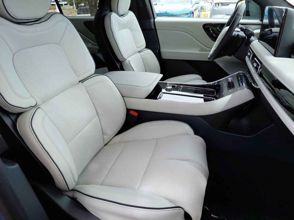 2026 Lincoln Aviator Black Label - Photo 38