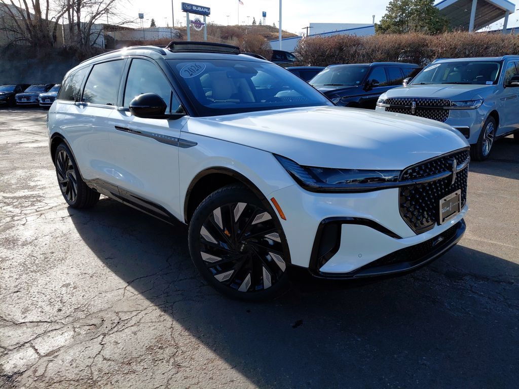 2026 Lincoln Nautilus Reserve AWD's photo