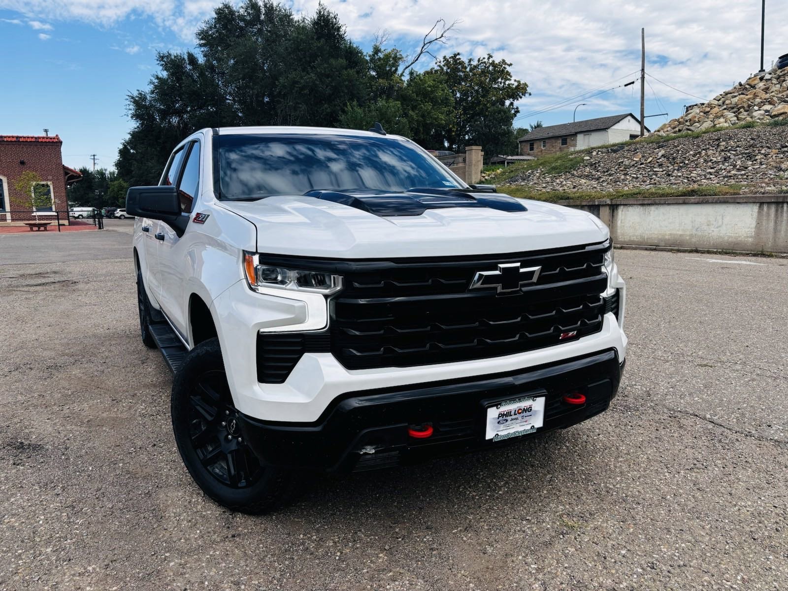 Used 2023 Chevrolet Silverado 1500 LT Trail Boss with VIN 3GCUDFED7PG334844 for sale in Trinidad, CO