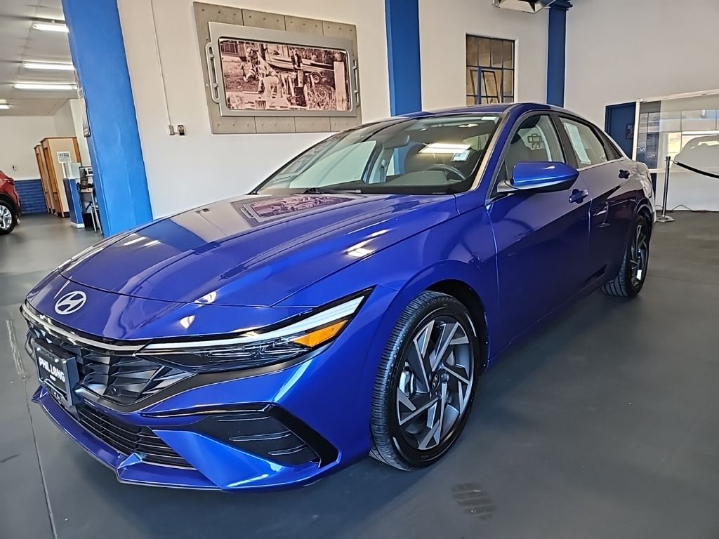 2025 Hyundai Elantra SEL