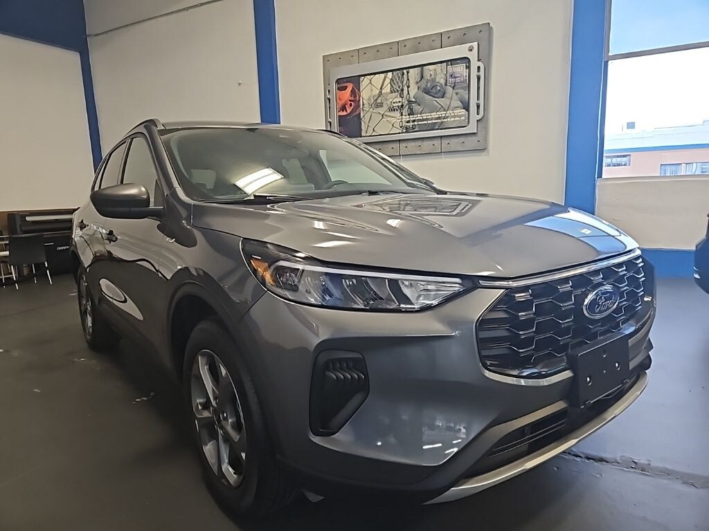 Used 2025 Ford Escape ST-Line SUV