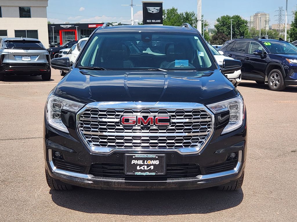 2023 Gmc Terrain Denali photo 2