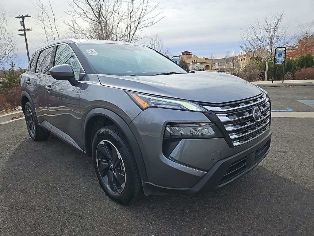 Used 2024 Nissan Rogue SV SUV