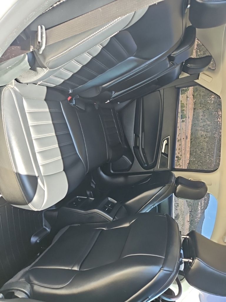 2022 Ford Edge SEL - Photo 15