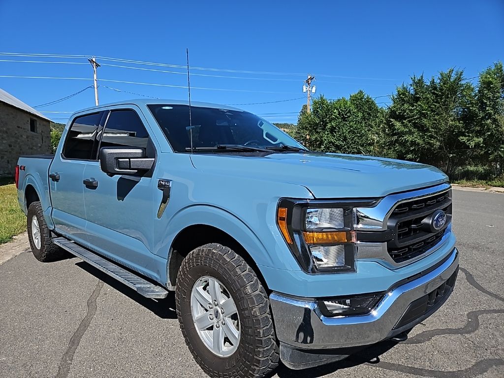 2023 Ford F-150 XLT photo 3