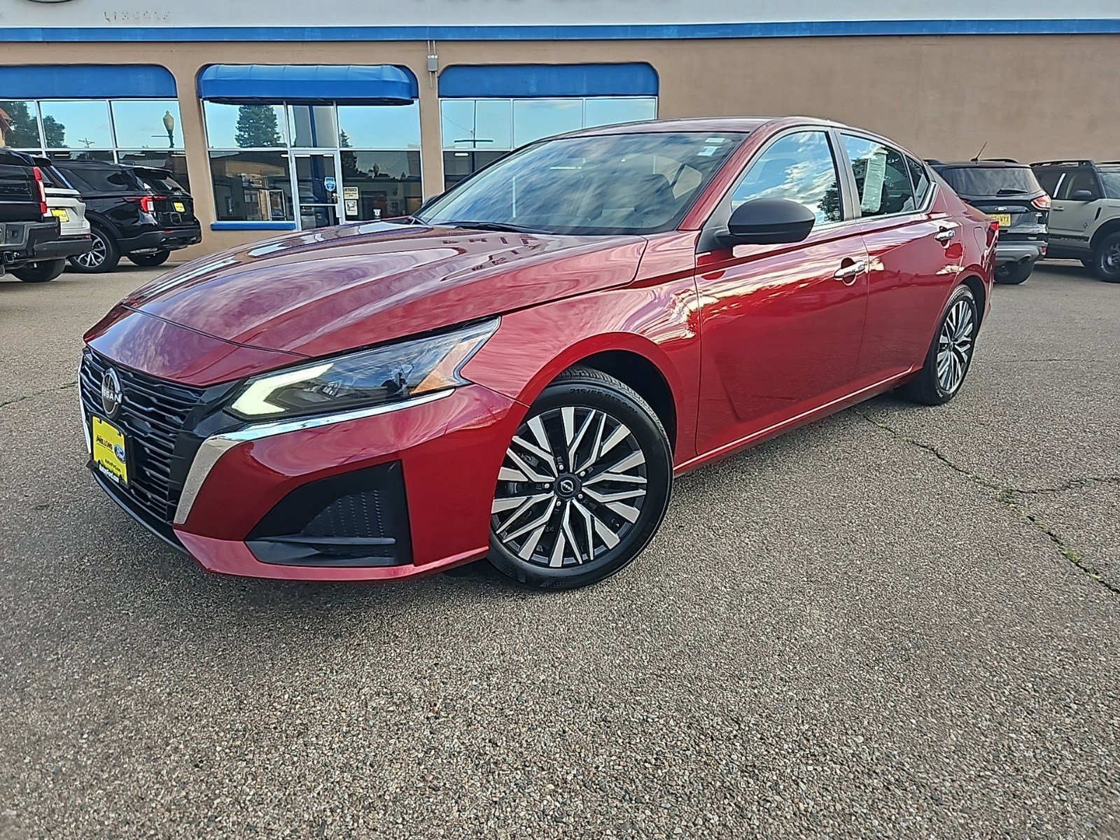 Used 2024 Nissan Altima SV with VIN 1N4BL4DV4RN355028 for sale in Raton, NM