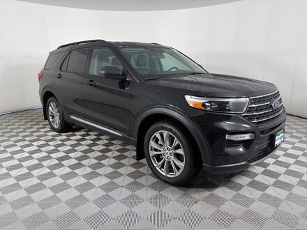 2023 Ford Explorer XLT SUV