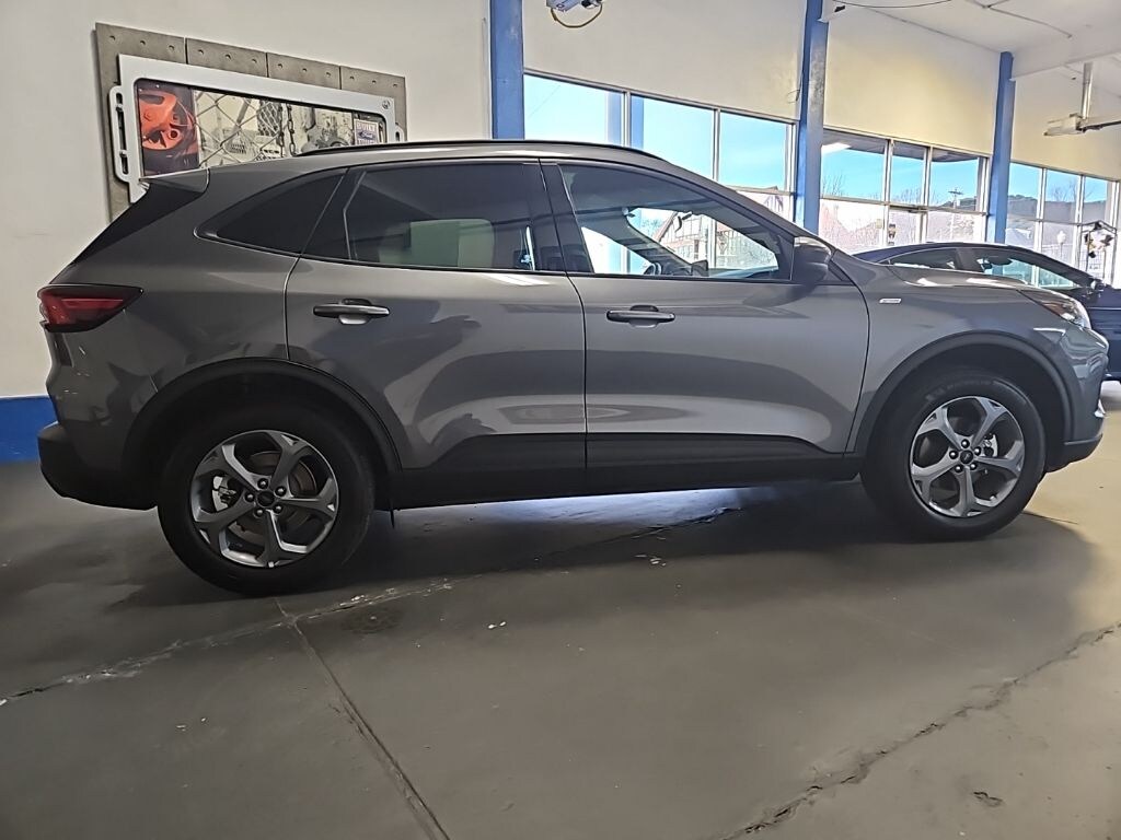 Used 2025 Ford Escape ST-Line SUV