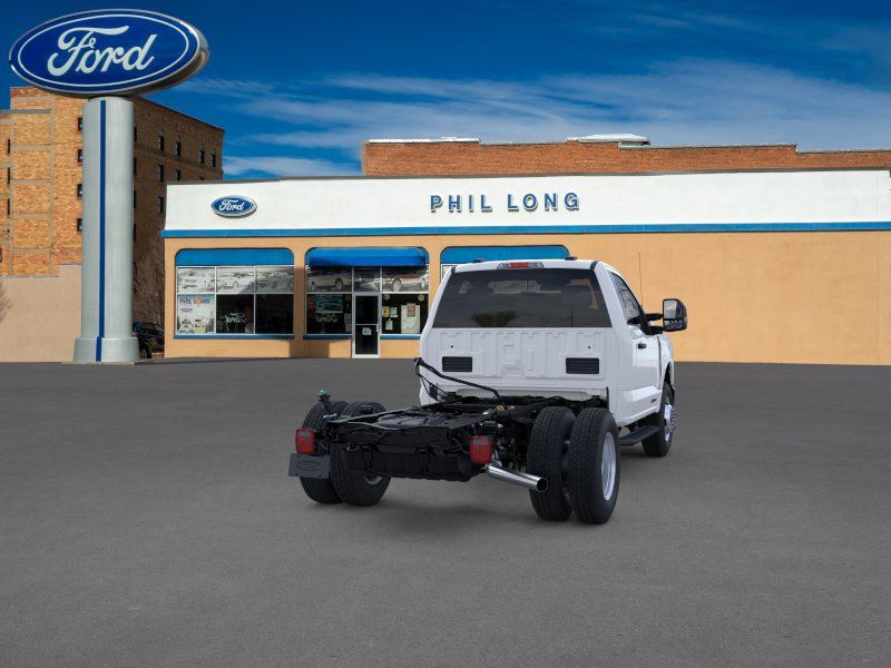2025 Ford F-350 Super Duty Chassis Cab XL - Photo 8
