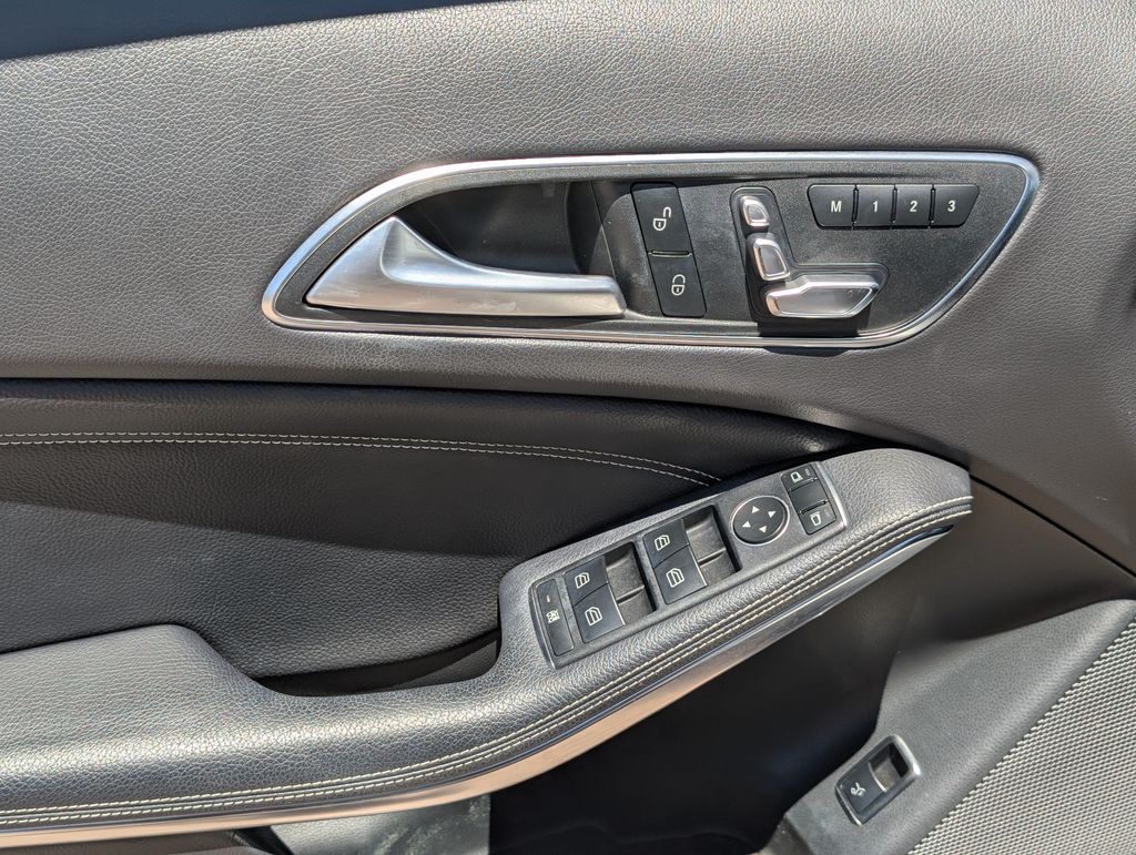 2020 Mercedes-Benz GLA GLA250 - Photo 24