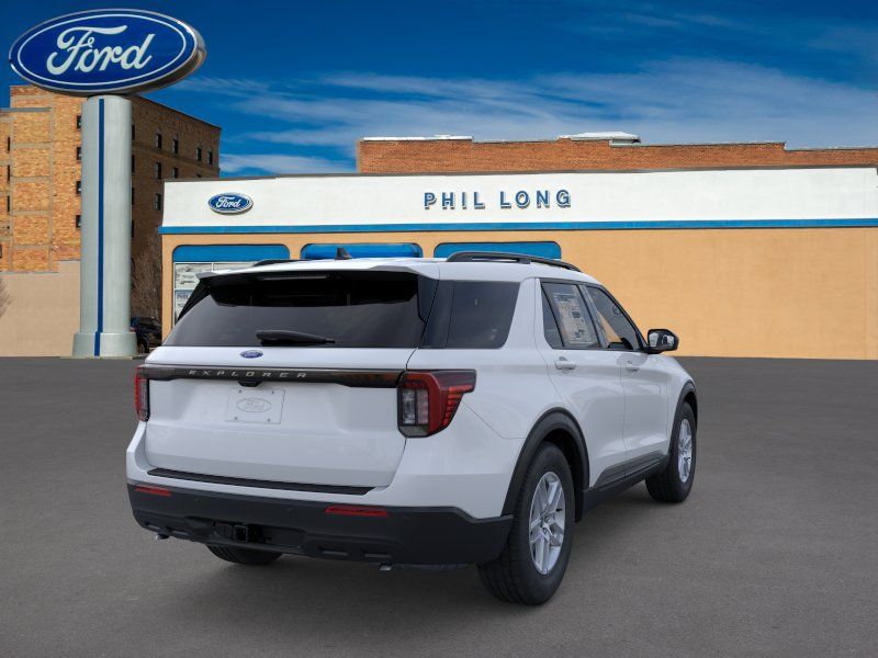 2026 Ford Explorer Active - Photo 8