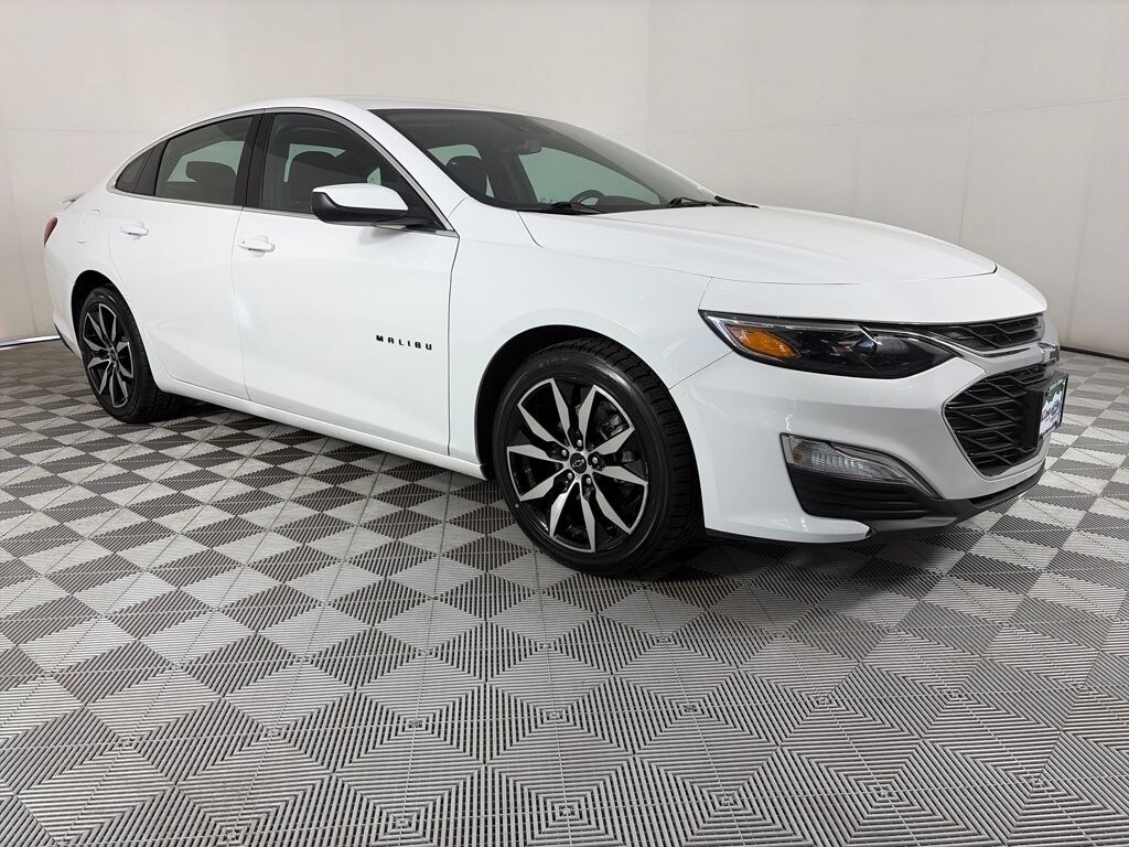 Used 2023 Chevrolet Malibu RS Sedan