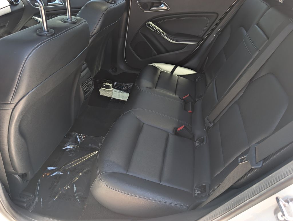 2020 Mercedes-Benz GLA GLA250 - Photo 29