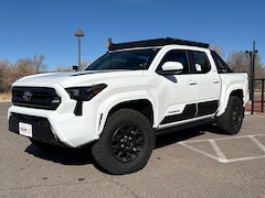 2025 Toyota Tacoma SR5 4X4 DOUBLE CAB