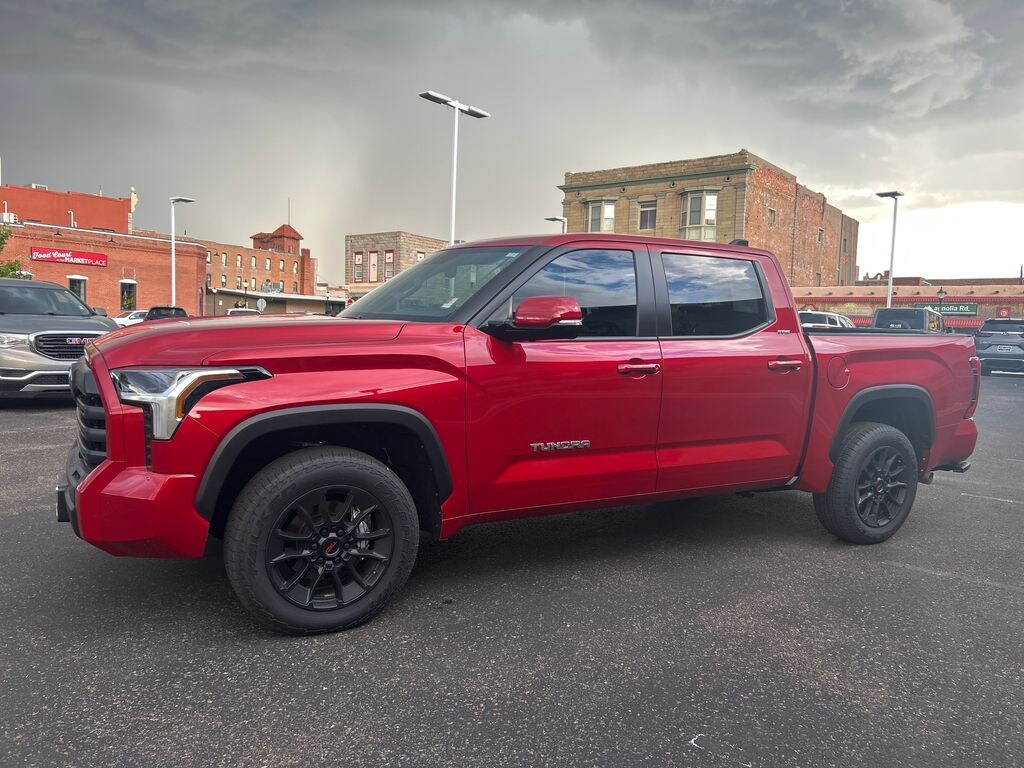 Used 2026 Toyota Tundra SR5 SR5 CREWMAX 5.5