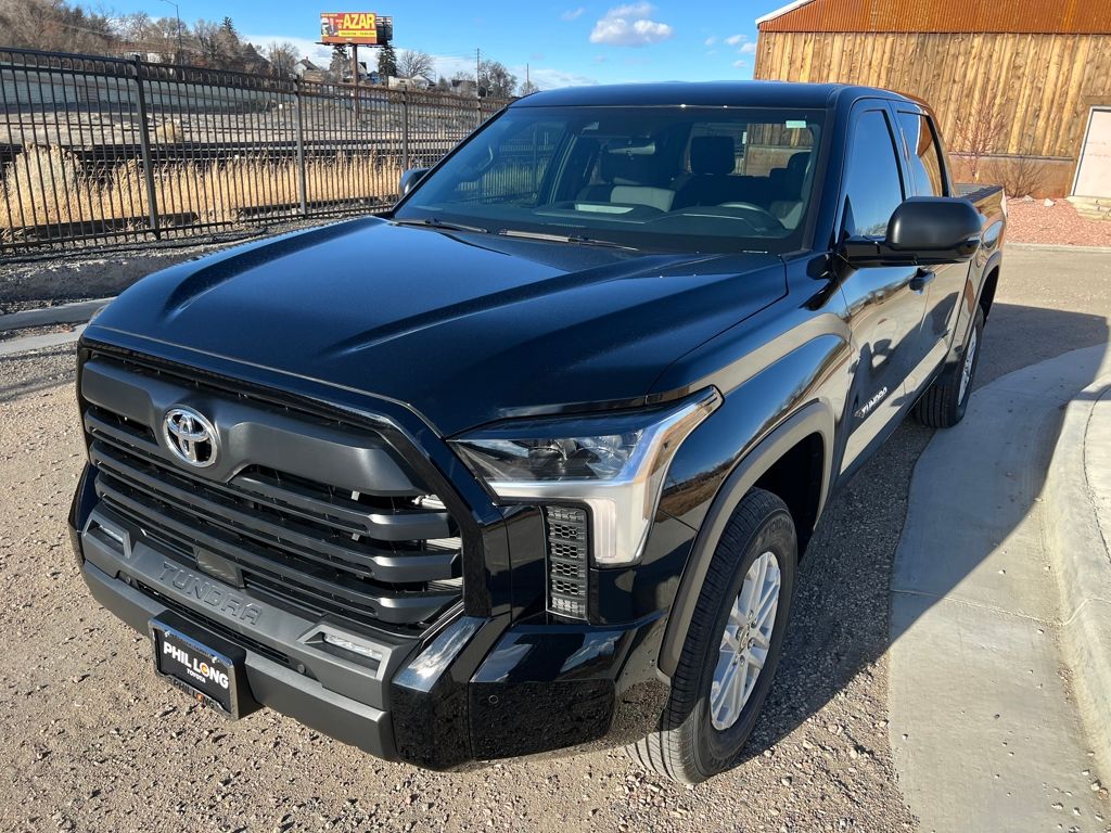 2026 Toyota Tundra SR5 SR5 CREWMAX 5.5