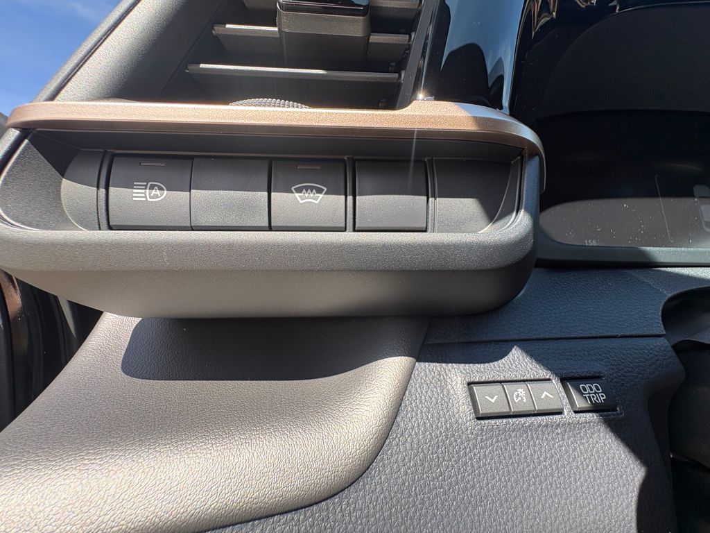 2026 Toyota Crown Nightshade - Photo 22