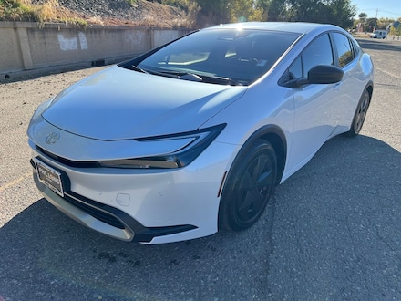 2026 Toyota Prius Plug-in Hatchback