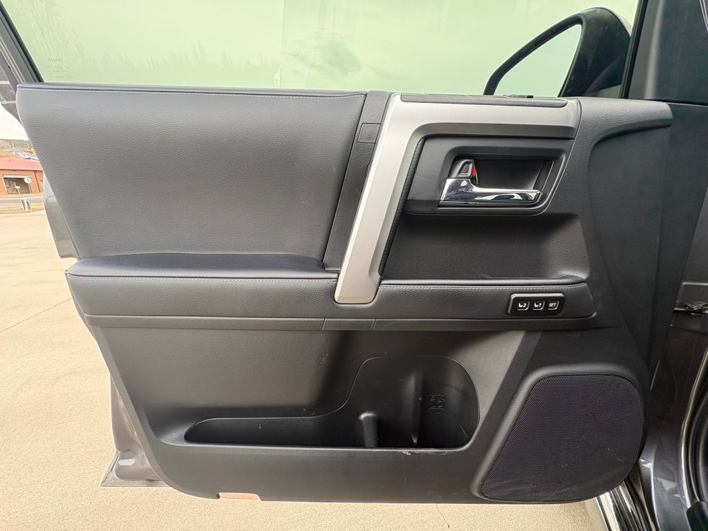 2023 Toyota 4Runner Limited - Photo 19