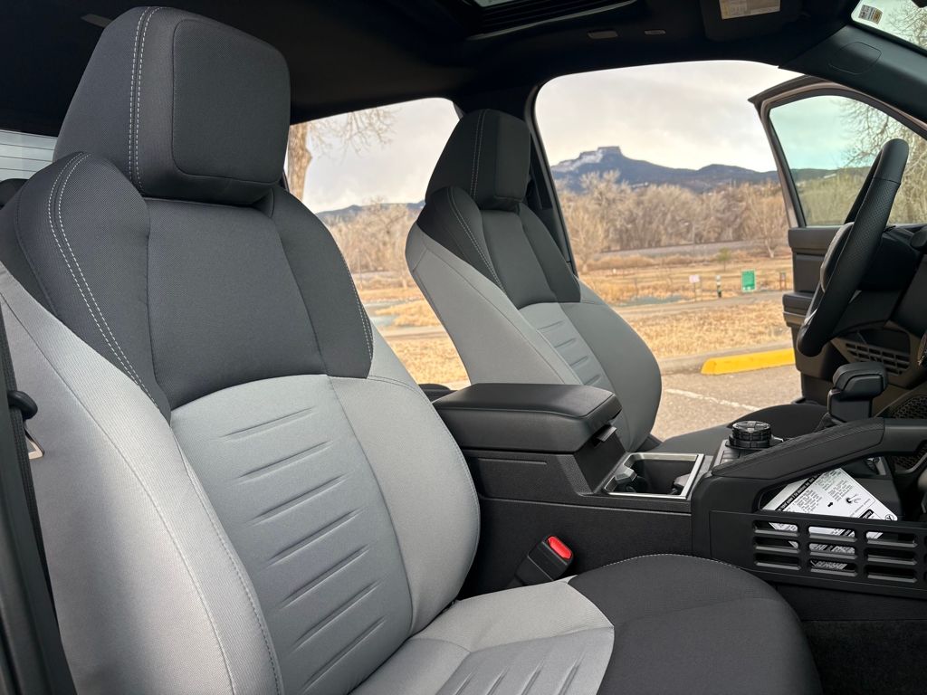 2026 Toyota Tacoma TRD Off Road - Photo 12