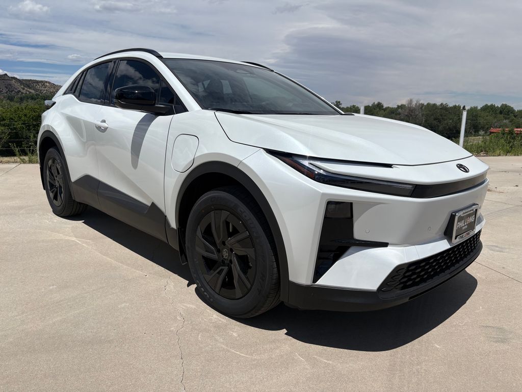 2026 Toyota C-HR SE SE AWD