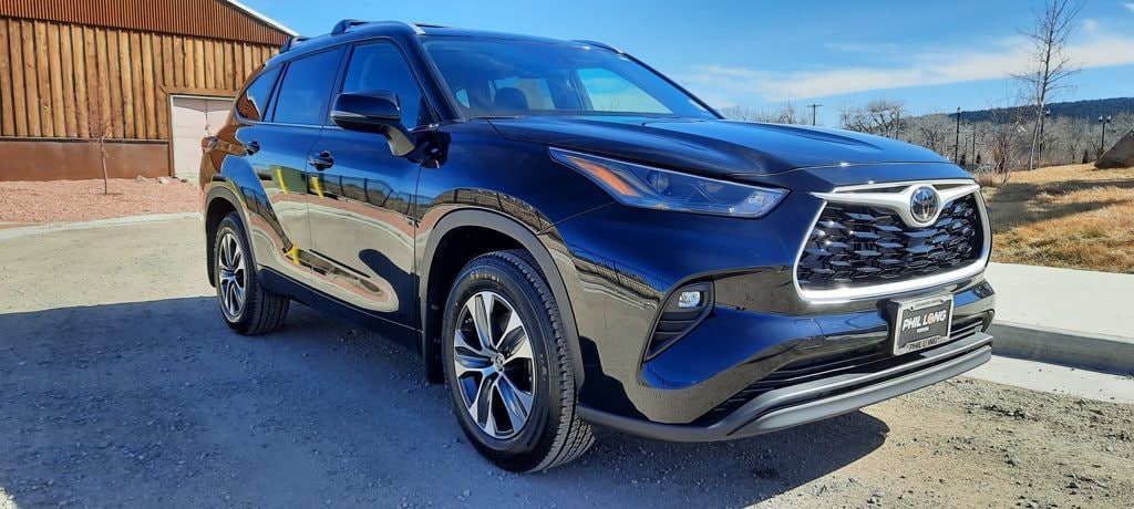 Used 2024 Toyota Highlander SUV
