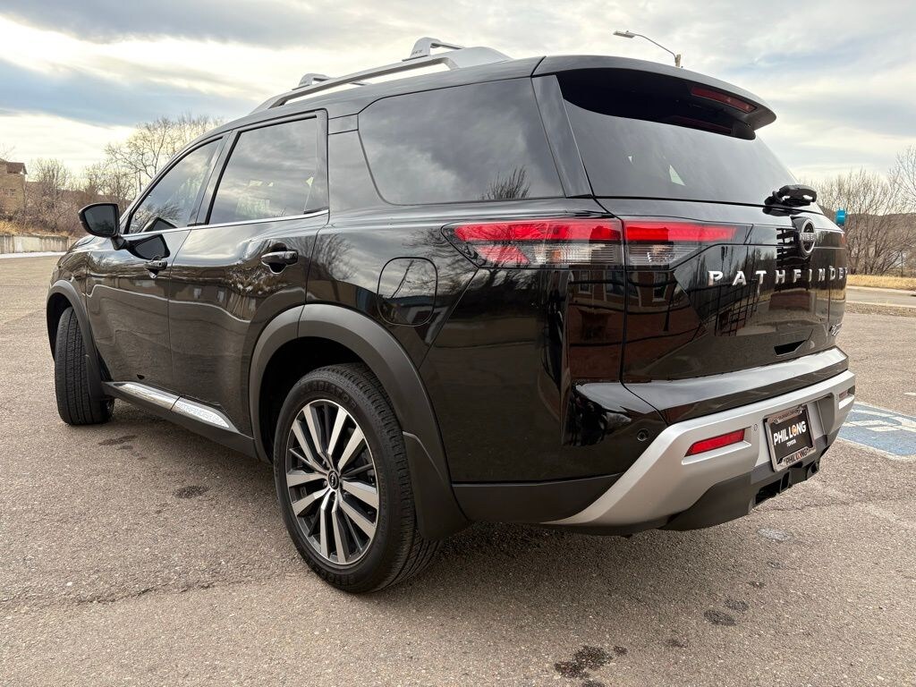 Used 2022 Nissan Pathfinder Platinum SUV