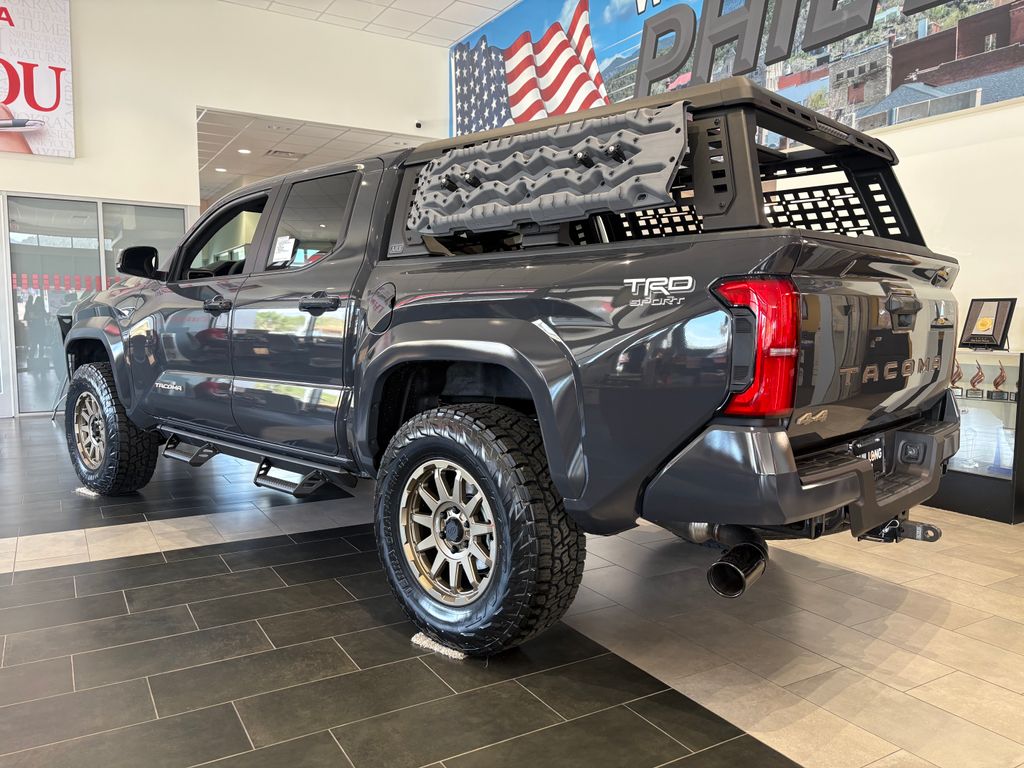 2026 Toyota Tacoma TRD Sport - Photo 4
