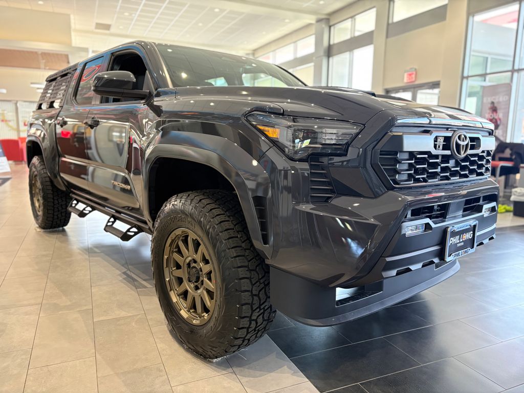 2026 Toyota Tacoma TRD Sport - Photo 2