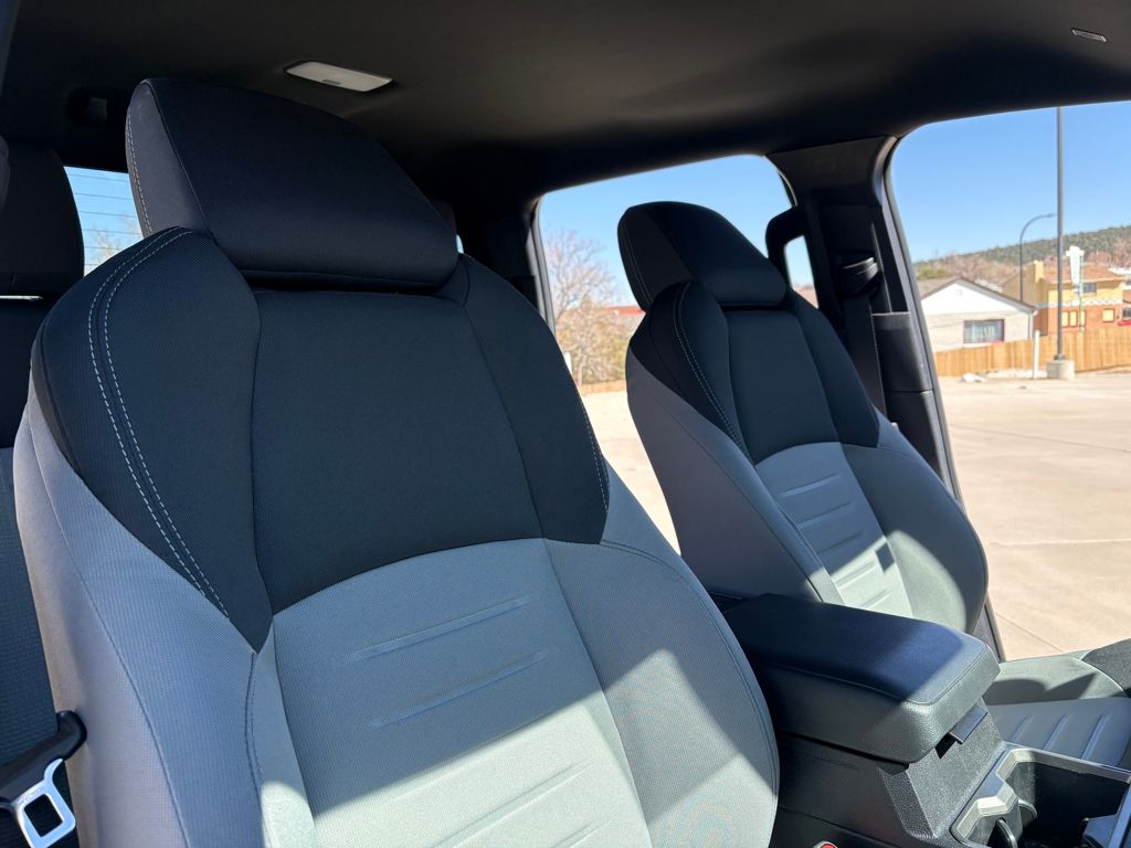 2025 Toyota Tacoma TRD Sport - Photo 11