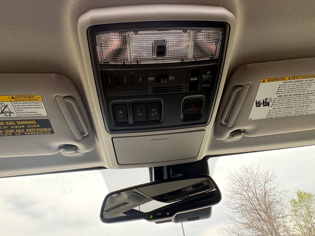 2023 Toyota 4Runner Limited - Photo 31