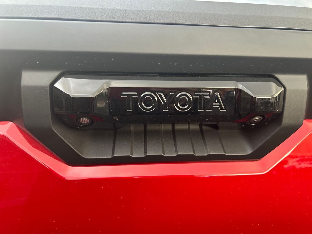 2026 Toyota Tundra SR5 - Photo 33