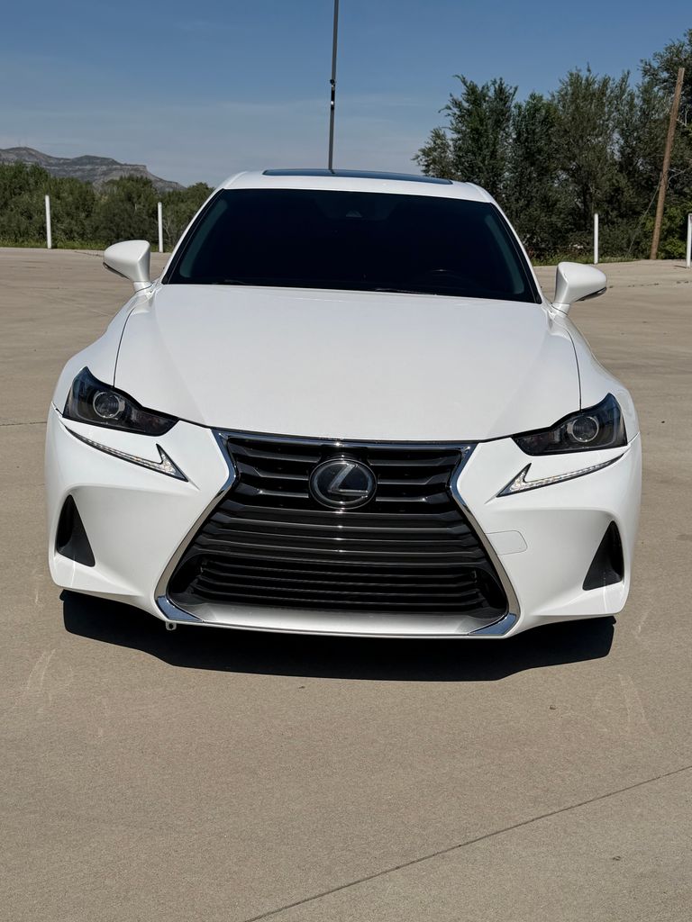 2018 Lexus IS 300