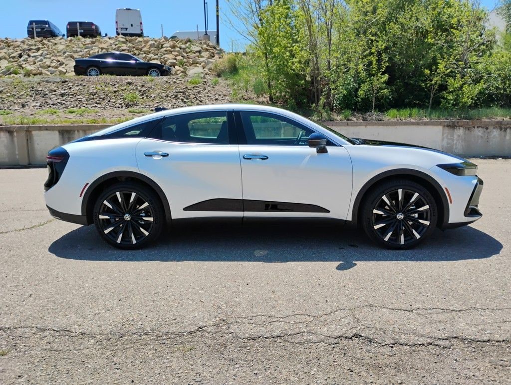 New 2025 Toyota Crown Platinum PLATINUM