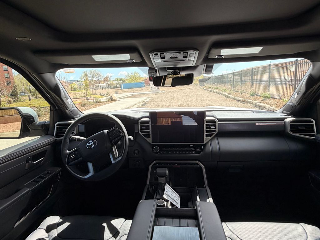 2026 Toyota Tundra Platinum - Photo 15