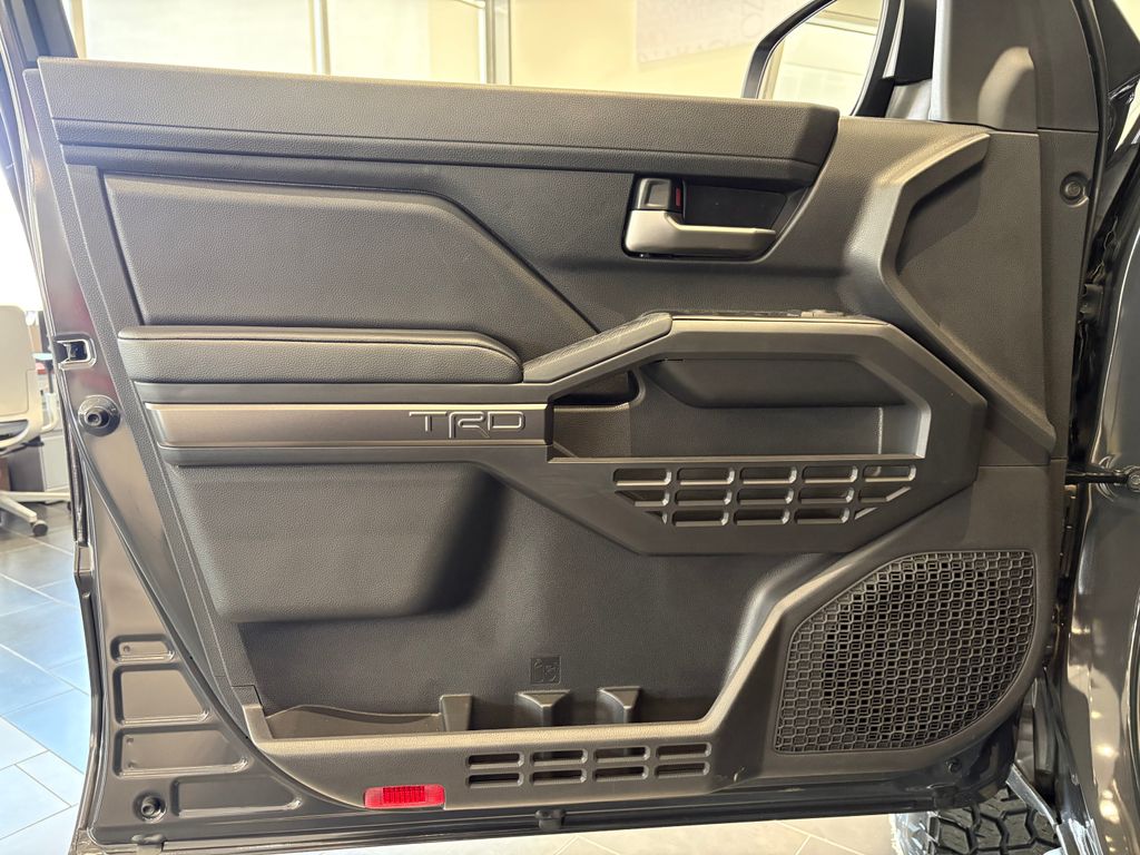2026 Toyota Tacoma TRD Sport - Photo 21