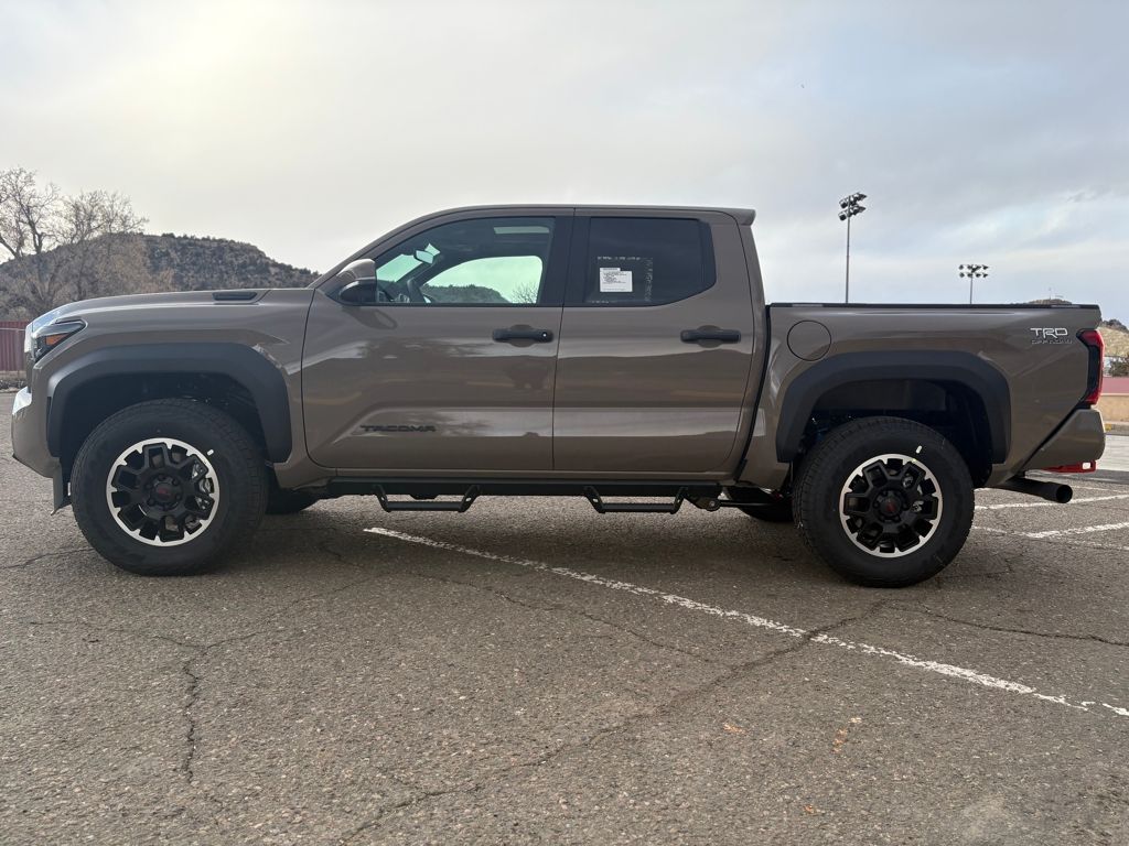 2026 Toyota Tacoma TRD Off Road - Photo 6