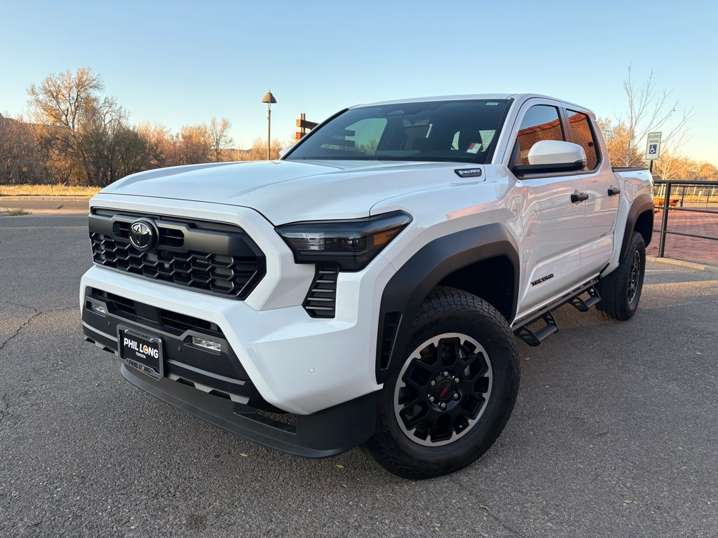 2025 Toyota Tacoma i-FORCE MAX TRD Off-Road 4X4 DOUBLE CAB HV