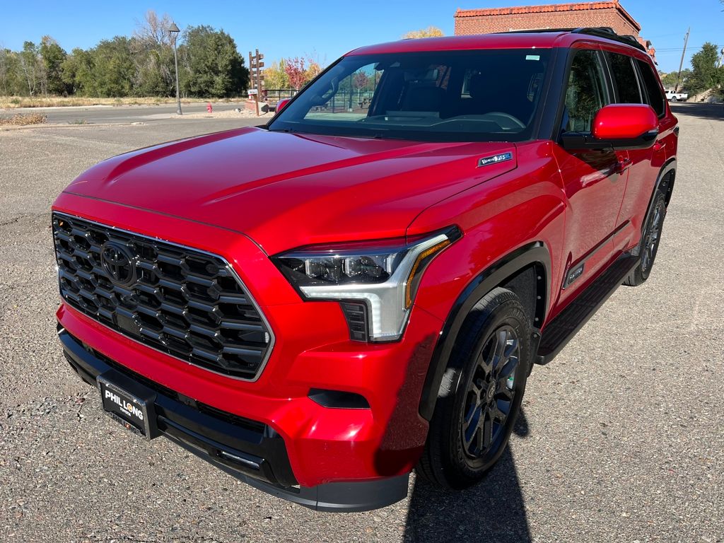 2026 Toyota Sequoia Platinum PLT HYBRID